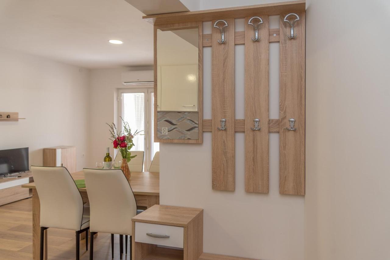 Apartmani Krzak ニン エクステリア 写真